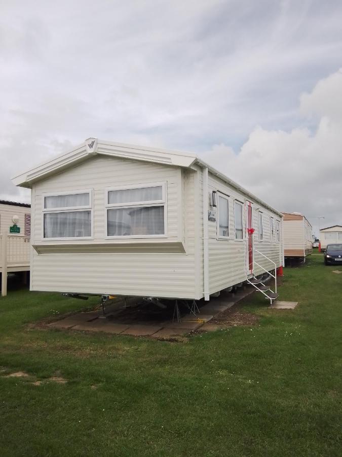 3 Bed ,Sleeps 8 Caravan California Cliffs Holiday Park Scratby ภายนอก รูปภาพ