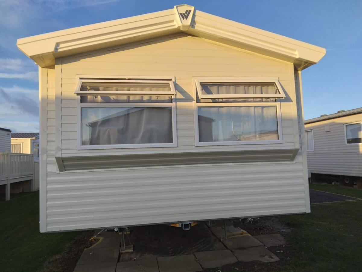 3 Bed ,Sleeps 8 Caravan California Cliffs Holiday Park Scratby ภายนอก รูปภาพ
